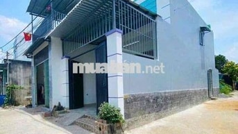 Căn góc 2 mặt tiền đường ô tô ở Cần Giuộc, sổ hoàn công
