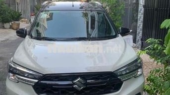 Suzuki XL7 Hybrid 2025 Trắng Ngà - Đen 25.000 km