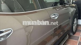 Hyundai Santa Fe 7 chỗ Nâu 2018