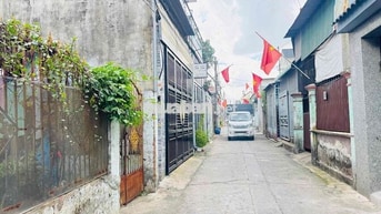 cần bán lô đất góc 2 mặt tiền kp5 long bình