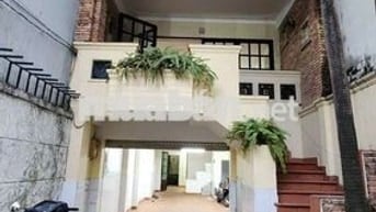 Nhà mặt tiền đường số tân thuận tây.