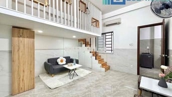 Duplex 35m2 - Tách Bếp - Ở 4 Người 4 Xe Thoai Mái ngay Etown Cộng Hoà