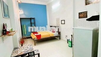 Studio siêu rộng + thang máy + nội thất đầy đủ + sát vòng xoay ĐBP
