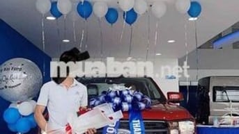 Ford Ranger màu Đỏ cam xls 2022