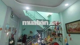 Cho Thuê Nhà Ngay Ngã Tư Ga DT 4x20 1Trệt 1Lầu 2Pn 2Wc Hẻm Ba Gác