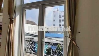 nhà 1 trệt 1 lầu đường số 1 giao đường B Hiệp Bình 2pn đường oto