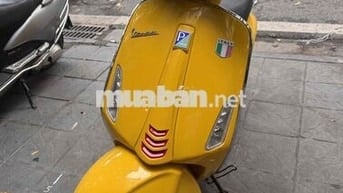 Piaggio Vespa Sprint Vàng
