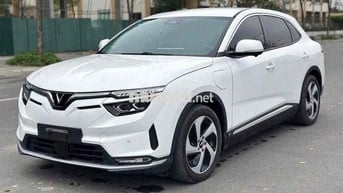 Vinfast VF8 Eco 2023 Trắng mua Pin SDI sẵn Hồ Sơ