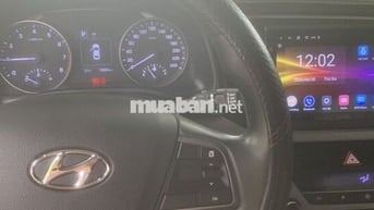 Hyundai Elantra Nâu 76.993 km