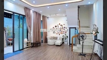 306 CHO THUÊ NHÀ ĐẸP SANG TRỌNG 2PN – KHU VỰC SẦM UẤT BẬC NHẤT