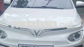 VinFast VF e34 Trắng xuất mỹ