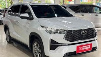 Innova Cross Hybrid 2024 - Giá còn bớt