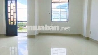 SIÊU PHẨM BAN CÔNG MỚI TINH GẦN CHỢ BÀ ĐIỂM