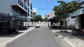 10triệu thuê ngay nhà mặt tiền gác lửng CHÂU THƯỢNG VĂN (gần Tiểu La)