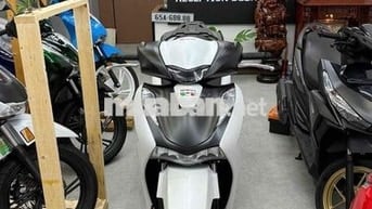 SH150 Nhập Ý odo 4k km Trắng Sport Edition