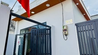 kẹt tiền bán gấp trong 10 ngày nhà shr Hóc Môn 7,2x16m
