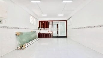 Cho thuê biệt thự 230m2 2L4PN gần Phạm Văn Đồng, Kha Vạn Cân