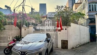NGANG 10M VILLA CỔ ĐIỂN PHƯỜNG BẾN THÀNH QUẬN 1