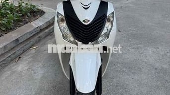 Honda SH150i Trắng