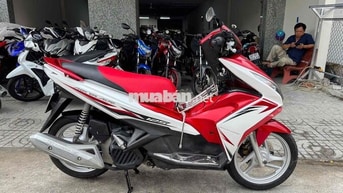 Honda Airblade fi 2013 Trắng đỏ ( hỗ trợ góp )
