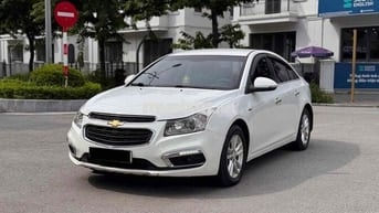 Chevrolet Cruze 2017 Trắng Sàn
