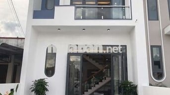 Nhà đẹp giá rẻ tại hoà lợi bến cát Bình Dương