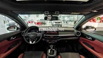 Kia K3 Premium 1.6 2022 Trắng 24.000 km
