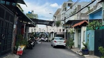CẦN CHO THUÊ NHÀ PĐHT 22 .DT5 x20 1 trệt 1 lầu 3PN 2WS giá 12 triệu TL