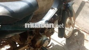 Xe máy Lifan Xanh rêu đi làm