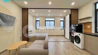 STUDIO FULL NỘI THẤT CỬA SỔ TRỜI HOÀNG DIỆU 2