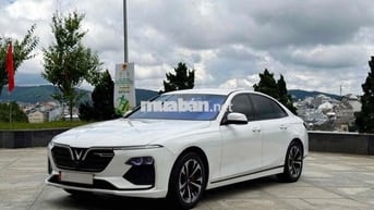VinFast Lux A Base 2022 Trắng 60000 km