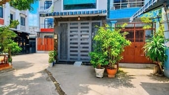 Khu dân trí Thích Quảng Đức,2Tầng,vuông vức,sân rộng,gần Nguyễn T Hiền