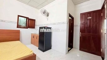 TRỌ CỬA SỔ NỘI THẤT GIÁ TỐT GẦN LÊ THỊ RIÊNG Q10