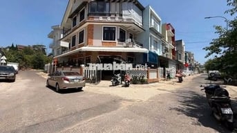 Bán căn villa nhà phố 2 mặt tiền ở và kinh doanh được