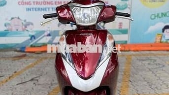Honda Lead 125 màu Đỏ chưa rớt đầu