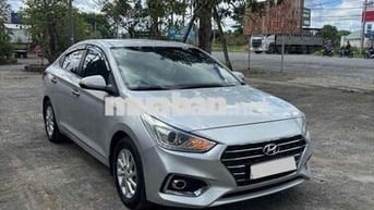 Hyundai Accent 2018 Số sàn bản đủ nguyên zin