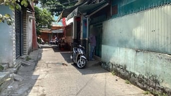 Cho thuê nhà 7x26m, đường Khuôn Việt, sát P.5, Q.11 cũ