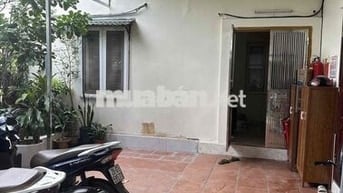 chuyển nhượng lại nhà 2n1k giá cực tốt
