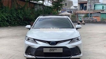 Toyota Camry Hybrid Trắng Tự động Hybrid 2022