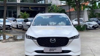 Mazda CX-5 Trắng SUV 5 chỗ