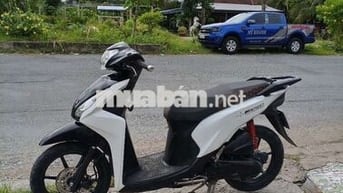 Honda Vision 2016 Trắng đen
