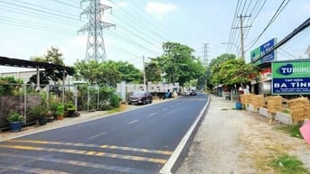 Đất nền lô gốc Nguyễn Thị Rành