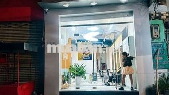 NHÀ ĐẸP MẶT TIỀN ĐƯỜNG D5 - QUẬN BÌNH THẠNH - GIÁ TỐT