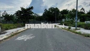 Chủ cần bán gấp lô đất trong KCN Tân Đô, Đức Hòa Hạ gần chợ Cầu Xáng