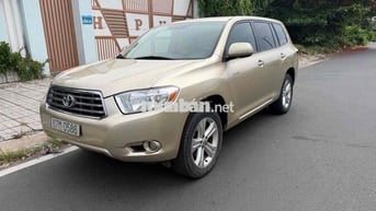 Toyota Highlander Limited AwD