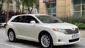 Toyota Venza Trắng 5 chỗ Xăng
