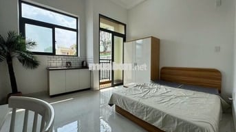 CHO THUÊ CĂN HỘ 1PN STUDIO BAN CÔNG NGAY VẠN HẠNH MALL