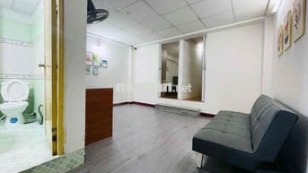 CHO THUÊ 2 PHÒNG NGỦ MẶT TIỀN TÔ HIẾN THÀNH - QUẬN 10 - GIÁ SIÊU RẺ