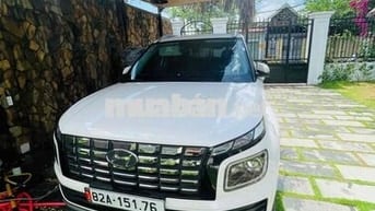 Hyundai Venue Đặc Biệt Turbo 2025 21700km Trắng