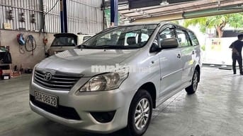 Toyota Innova 2013 Bạc Số sàn
